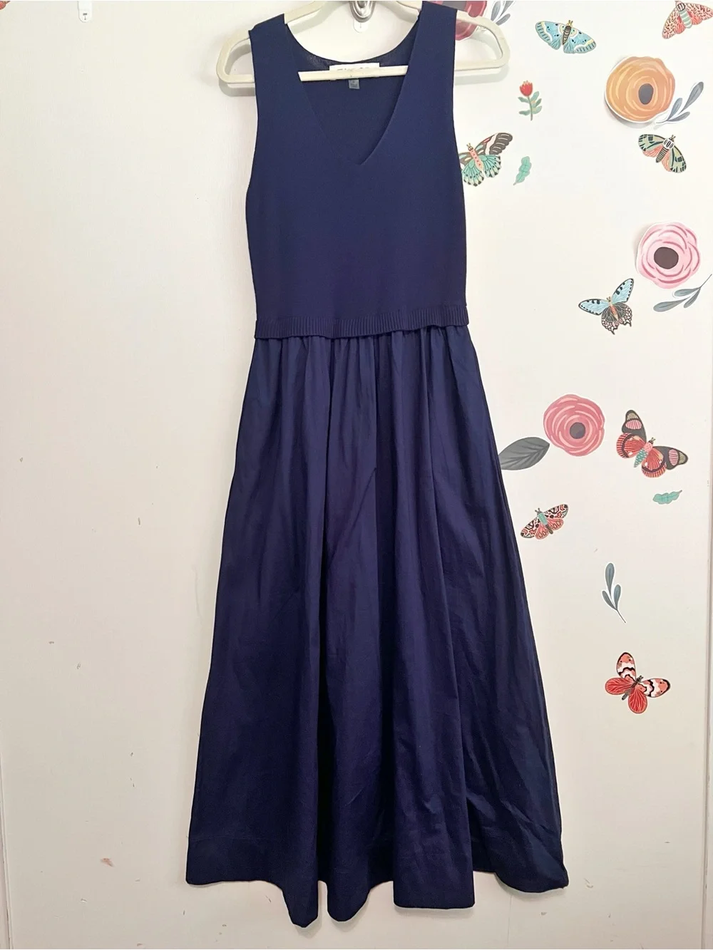 Taylor Navy Sleeveless V-Neck Maxi Dress S - Picture 2 of 10